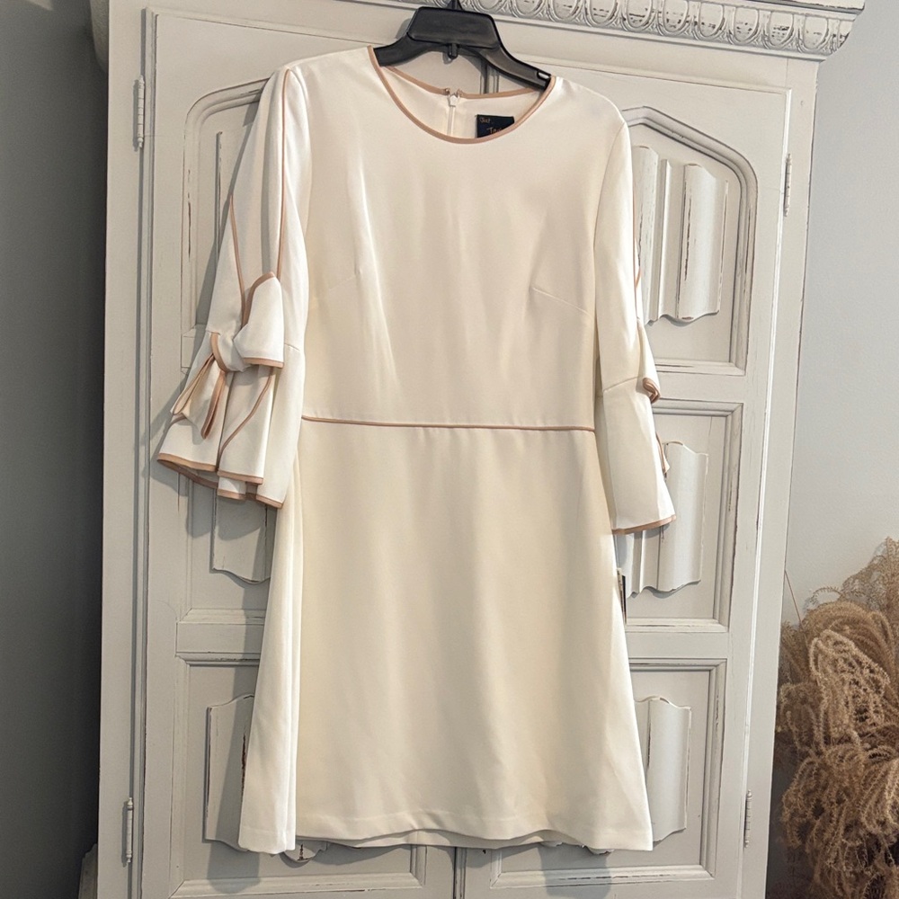 NWT Taylor Cream Dress with Bow Sleeve Accents